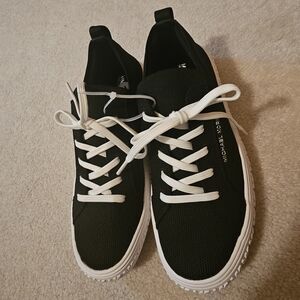 Michael Kors Grove Knit Black and White Casual Sneakers